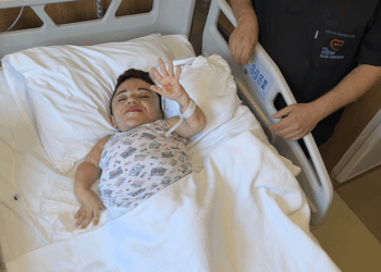 24 kilo ağırlığındaki Nurdan'ın yumurtalıklarından 3 kilo kist çıkarıldı