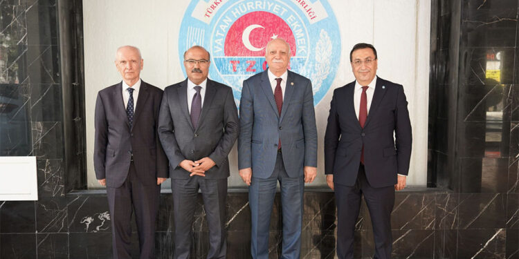 İYİ Parti heyetinden TZOB ziyareti