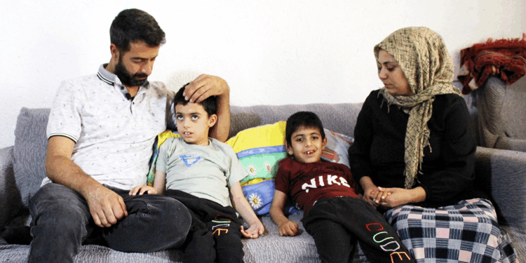 3 çocukları ölümcül hastalığa yakalanan Tilaver ailesinin umut arayışı