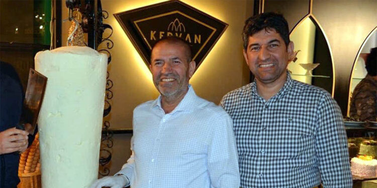 695 gündür firari olan sanıklar yurt dışına kaçmış