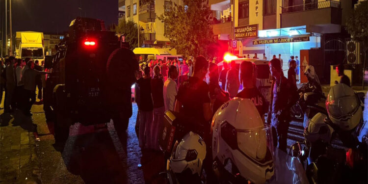 7 kişinin yaralandığı silahlı kavgada 9 şüpheli adliyede