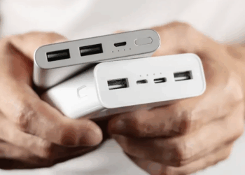 AJet, uçuşlarda powerbank kullanımı yasaklandı