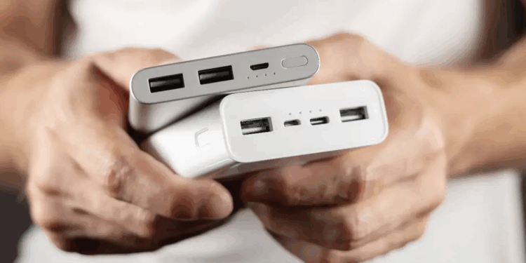 AJet, uçuşlarda powerbank kullanımı yasaklandı