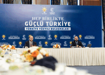 AK Parti, 'Türkiye Yüzyılı Buluşmaları' kapsamında sahaya iniyor