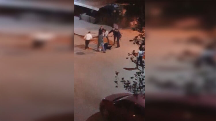 Ankara'da sokak ortasında sopalı darp kamerada