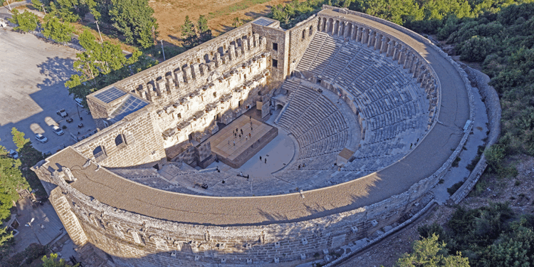 Antalya'ya 1 günde rekor yabancı ziyaretçi girişi