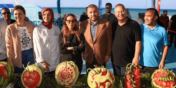 Arnavutköy Belediyesi, Yeniköy Karpuz Festivali düzenledi