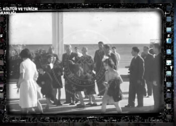 Bakan Ersoy, Atatürk'ün ilk kez yayınlanan görüntüsünü paylaştı