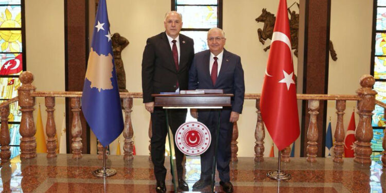 Yaşar Güler Kosova Bölgesel Kalkınma Bakanı ile görüştü