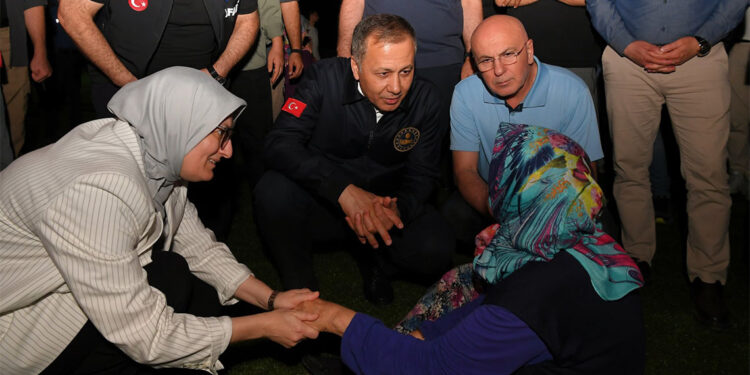 Devletimiz tüm imkanlarıyla vatandaşlarımızın yanında