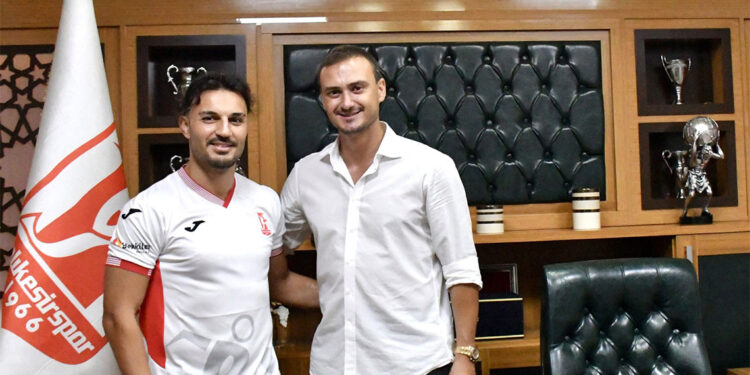 Balıkesirspor kadrosuna iki takviye birden yaptı