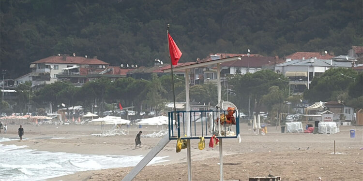 Bartın'da tüm sahillerde denize girmek yasaklandı