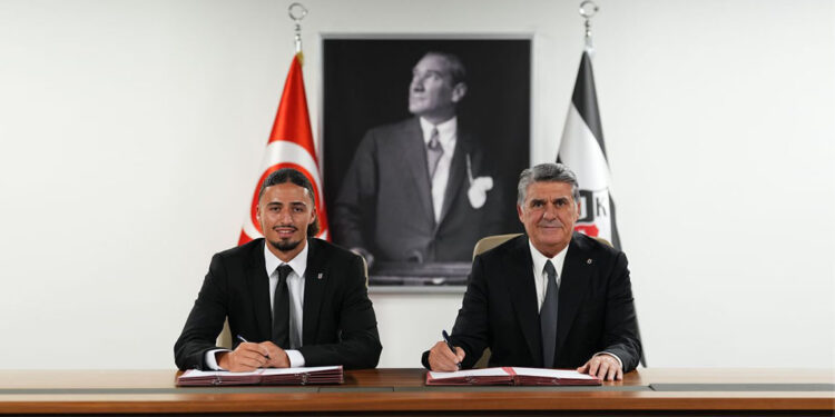 Taylan Bulut ile 5 yıllık sözleşme imzalandı