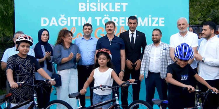 Bahçelievler’de 3 bin 301'nci bisiklet dağıtıldı