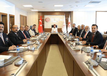 Bakan Göktaş, Gaziler, Şehit Dul ve Yetimleri Derneği üyelerini kabul etti