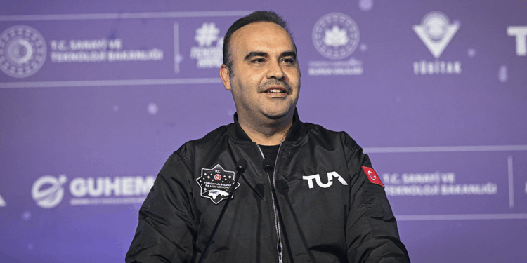 Bakan Kacır'dan TÜBİTAK Gökyüzü Gözlem Etkinliği'ne davet