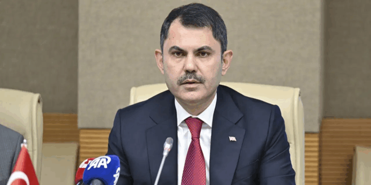 Bakan Kurum duyurdu; Tek kullanımlık plastiklerde kısıtlama başlıyor