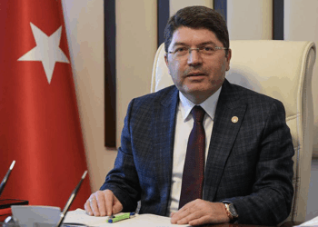 Bakan Tunç'tan HSK'nın müstemir yetki kararnamesine ilişkin açıklama