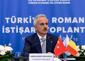 Bakan Uraloğlu, Bükreş'te Yuvarlak Masa Toplantısı’na katıldı