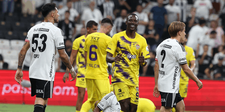 Beşiktaş, Eyüpspor'u 2- 1 mağlup etti