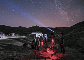 Bitlis'te fotoğrafçılar, Perseid meteor yağmurunu fotoğrafladı