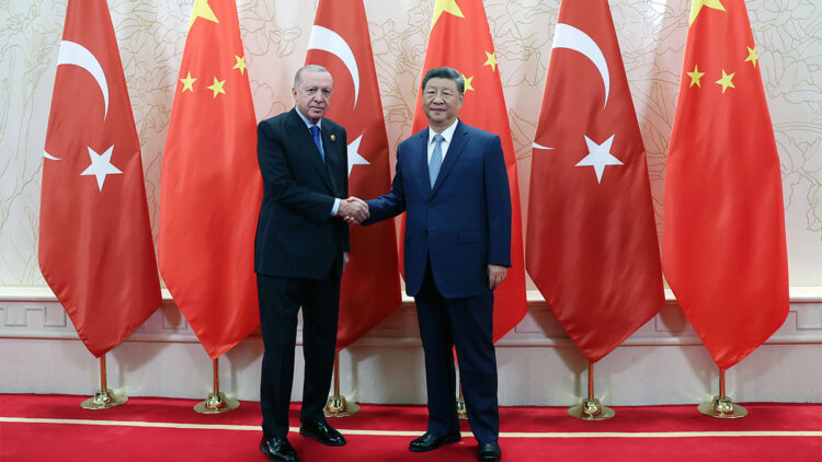 Cumhurbaşkanı Erdoğan Çin Devlet Başkanı Şi ile bir araya geldi