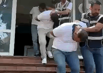 Çocuklarının ameliyatı için biriktirdikleri para ve altınları, dolandırıcılara kaptırdı