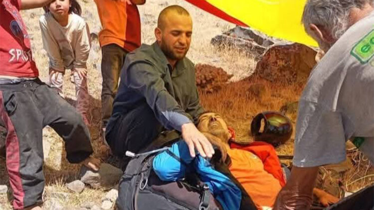 Düşüp ölen yamaç paraşütü pilotuna ilk müdahaleyi köylüler yapmış
