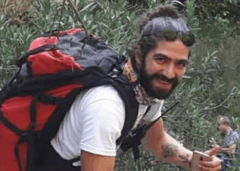 Denize atlayınca boynu kırılan gönüllü itfaiyeci, 18 gün sonra öldü