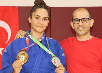 Dünya şampiyonu Işıl Sinem Aydın'ın kuraş yolculuğu ilham oldu
