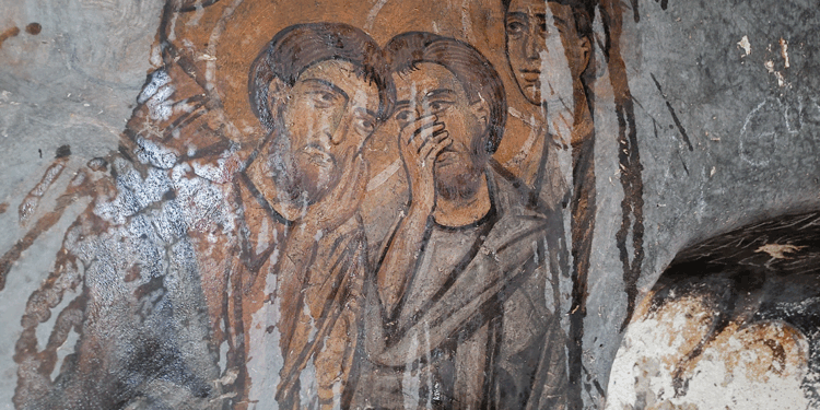 Duvarları tasvirli kayadan oyma kilise, turizme kazandırılmayı bekliyor