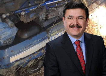 AK Parti eski Çukurova İlçe Başkanı kazada yaşamını yitirdi