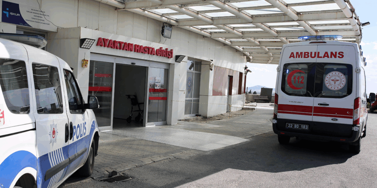 Edirne’de fare zehri yutan bebek, hastanede tedaviye alındı