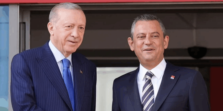 Erdoğan'dan, Özgür Özel'e 1 milyon liralık tazminat davası