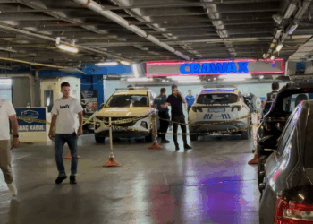 Esenyurt'ta AVM otoparkında silahlı saldırı