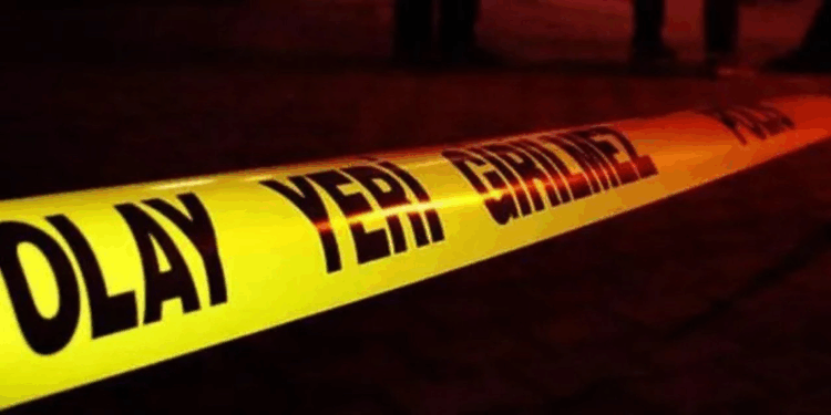 Eşini öldürüp ormanda intihar etti