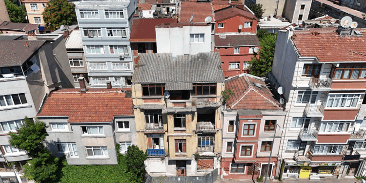 Fatih’te Cephe Rehabilitasyon Projesi devam ediyor