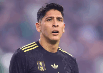 Fenerbahçe, Edson Alvarez’i duyurdu