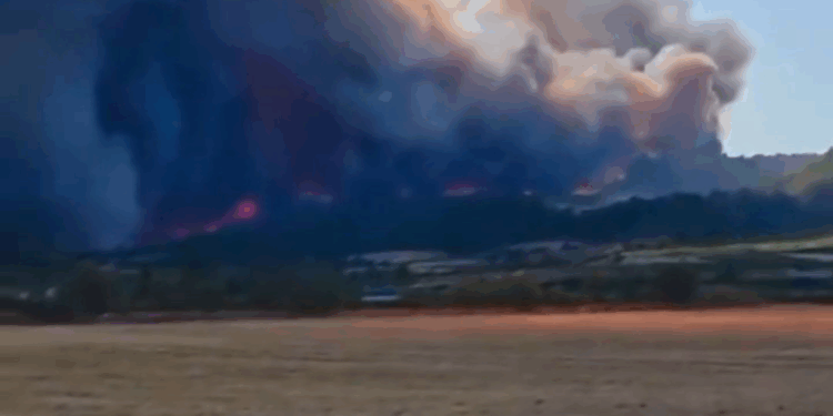 Fransa'nın Aude bölgesinde yangın: 1 ölü