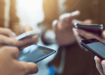GSM operatörleri depremzedelere ücretsiz iletişim paketi tanımladı