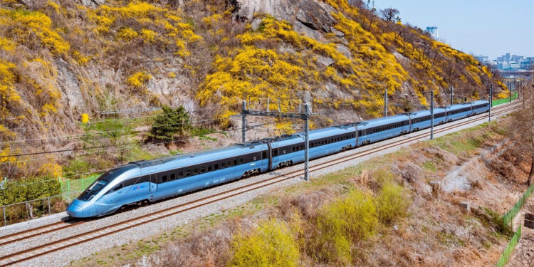 Güney Kore'de tren kazası; Ölü ve yaralılar var