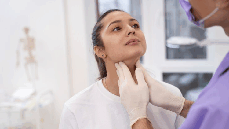 Gırtlak kanseri vakalarının yüzde 95’inden fazlası sigarayla ilgili