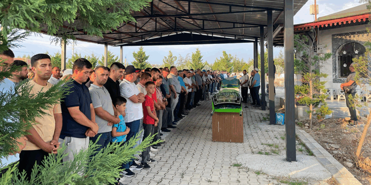 Gölete giren 2 çocuk boğuldu