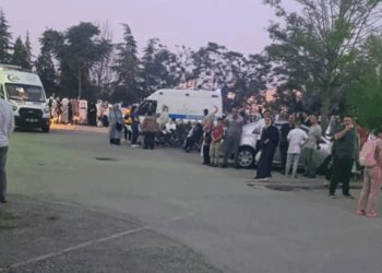 Hastanenin elektrik panolarında yangın çıktı; hastalar tahliye edildi