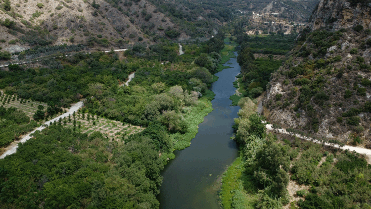Hatay'ın saklı cenneti Aknehir dronla görüntülendi