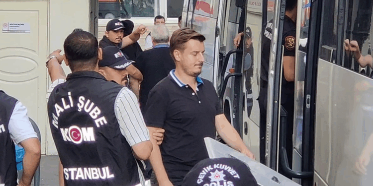 İBB soruşturmasında 24 şüpheli adliyeye sevk edildi