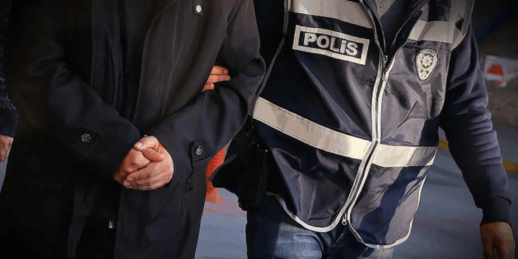İBB soruşturmasında gözaltına alınan 13 kişi adliyeye sevk edildi