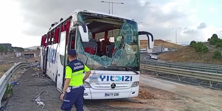 4 kişi öldüğü kazada şoför gözaltına alındı