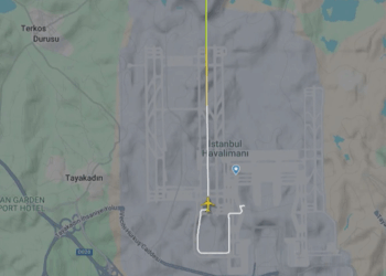 İkinci pilotu rahatsızlanan İstanbul-Manchester uçağı Köln'e acil iniş yaptı