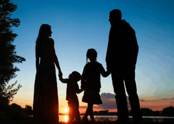 İlkokul çağı çocukları ve ebeveyn ilişkileri